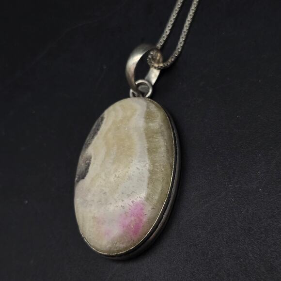 Sterling Jewelry - Pink Agate Sterling Silver Pendant Necklace 18 Inch Chain